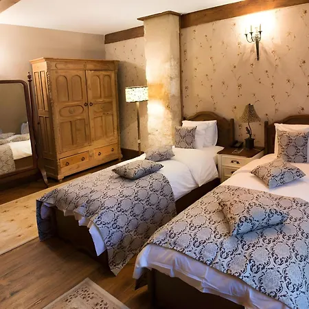 Kyrenia Palace Boutique Hotel 4*