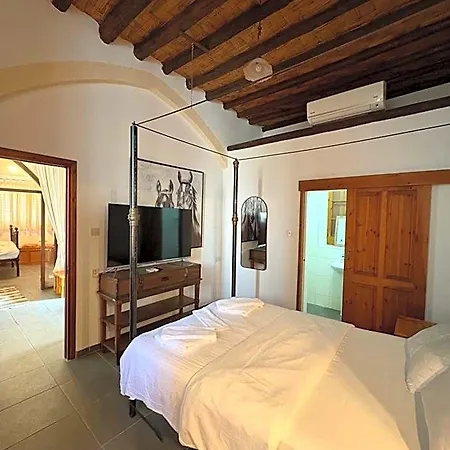 Kyrenia Palace Boutique