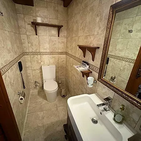 Kyrenia Palace Boutique Hotel 4*