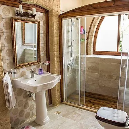 Kyrenia Palace Boutique 4*