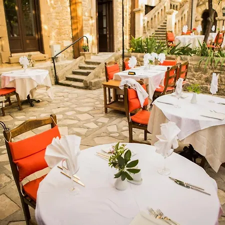 Kyrenia Palace Boutique