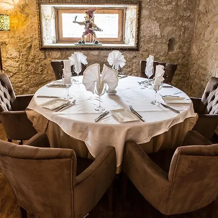 Отель Kyrenia Palace Boutique