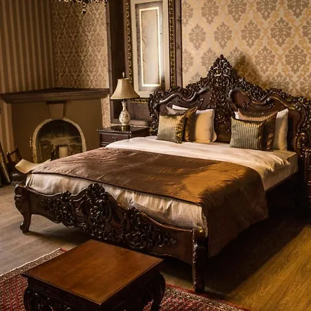 Kyrenia Palace Boutique Отель 4*