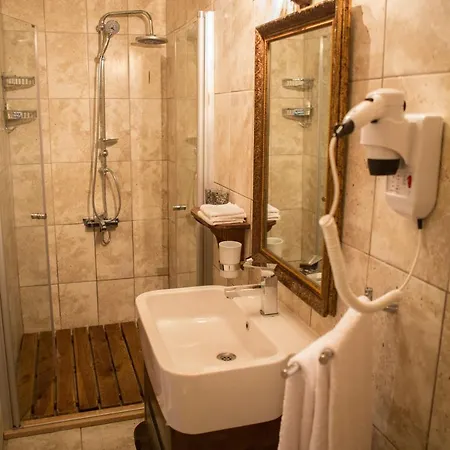 Kyrenia Palace Boutique Cirénia